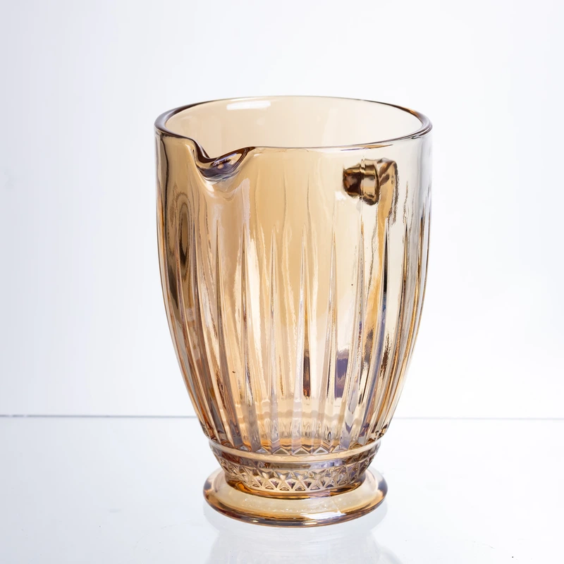 Глечик для напоїв 1.2 л фігурний прозорий ребристий з товстого скла бурштиновий HP-19-243