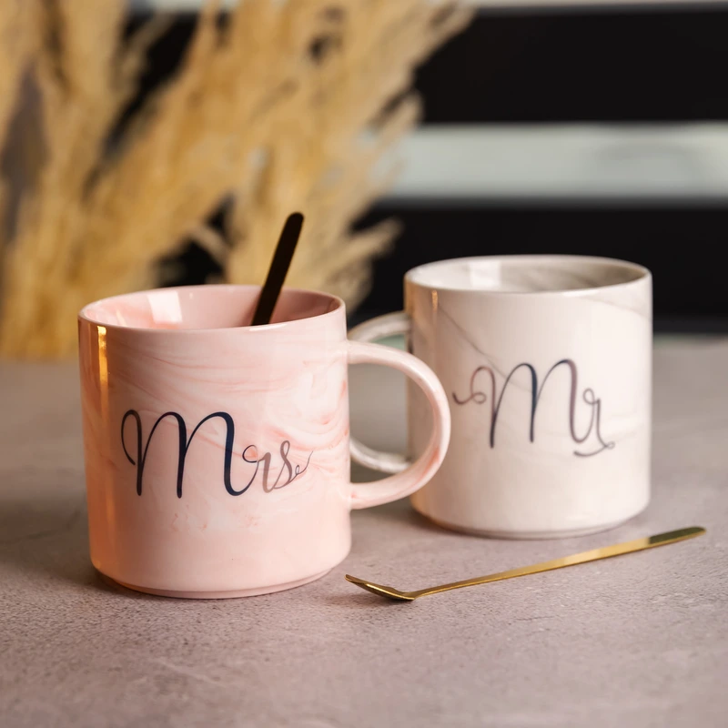 Набір парних порцелянових чашок Mr&Mis 2 (шт) по 400 (мл) чашки на подарунок з ложкою FM-28