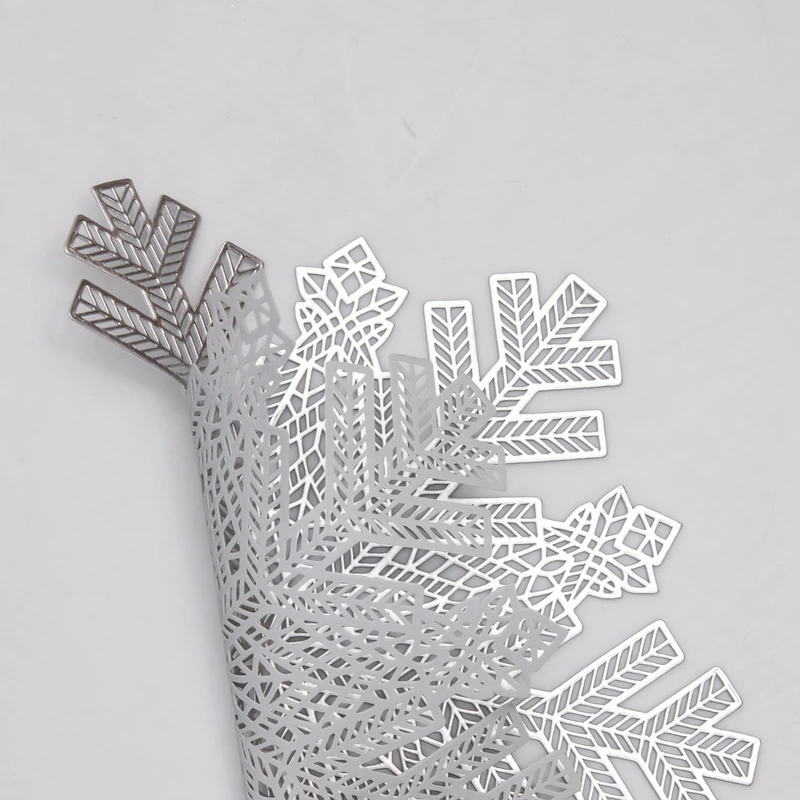 Килимок для сервірування столу Snowflake 38 см срібло HP-36327-21